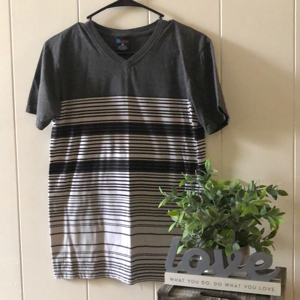 👕 ARTISAN 👕 Men’s T-Shirt